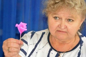 Изготовление цветочка «Роза»