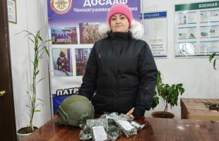 Подушки, чаи, браслеты: В библиотеках Башкортостана продолжается работа по поддержке СВО