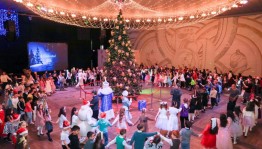 «Снежная королева» открыла новогодний сезон в Стерлитамаке