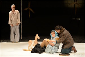 В Салаватском башдрамтеатре состоялась премьера спектакля "Радость нашего дома" М. Карима