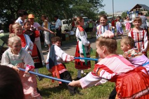 Познавательный час «Как играли в старину»