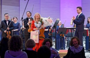 Народная артистка Башкортостана Айгуль Муратова отметила юбилей вместе с родным оркестром