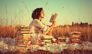Уличная акция «Поделись любимой книгой»