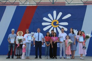 Семейный праздник–фестиваль «Крепка семья – сильна Россия»