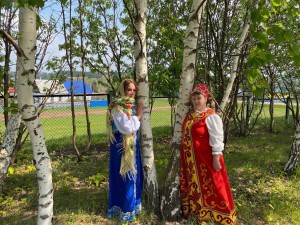 Музыкальная программа «Светла от берез Россия»