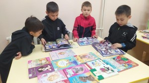 Библиоэкскурсия «Территория чтения и хорошего настроения»