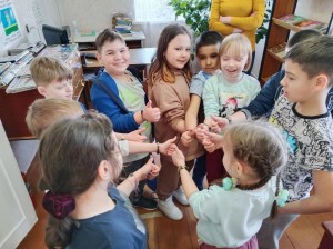 Игровая программа «Я ,ты ,он ,она ,вместе целая страна»