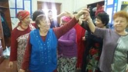Новогодние посиделки «Новогодняя карусель»