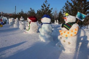 Конкурс снежных скульптур «Лепим Снеговик»