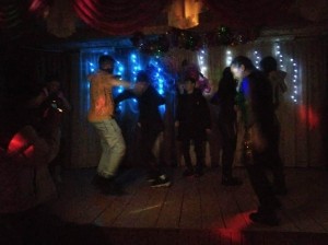 Дискотека для взрослых «Да, будут танцы!»