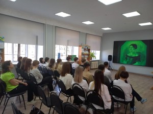 Литературный час «Когда строку диктует чувство…»
