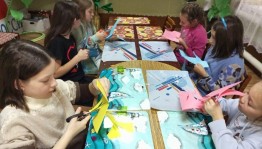 «Подарок маме»