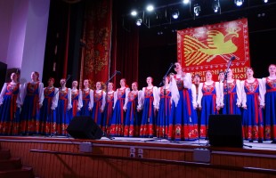 Студенты Октябрьского музыкального колледжа успешно выступили на Межрегиональном празднике русской песни и частушки