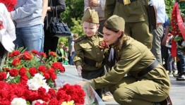 Возложение цветов «Памяти героев»