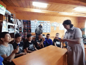 Интеллектуальная игра «Угадай-ка!»