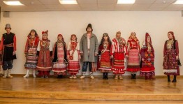 Национальная выставка «Удмуртский национальный костюм»