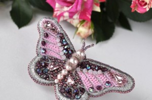 Мастер-класс «Брошь из бисера»