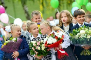 Театрализованное представление «Ура! Ура! Вот и в школу пора!»