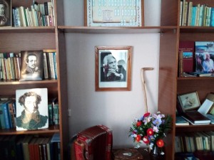 Обзор книжной выставки«Назар Наджми–поэт и драматург »