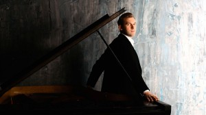 V Зимний фестиваль к 150-летию Сергея Рахманинова. Солист - Станислав Корчагин.