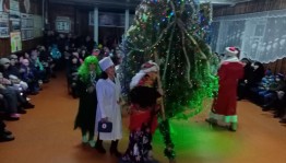 Театрализованное представление «Не желает Старый год уходить за поворот»