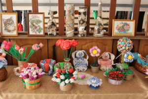 Выставка работ рукодельниц деревни