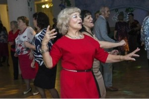 Танцевальный вечер «Долгий век молодости и счастья»