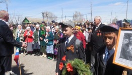 Литературно-музыкальная программа «Идет весна победным маем»