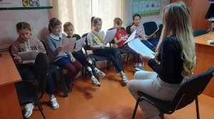 Познавательный час «Волшебная страна - театр»