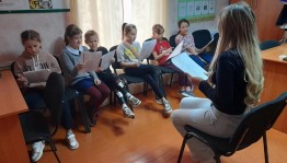 Познавательный час «Волшебная страна - театр»