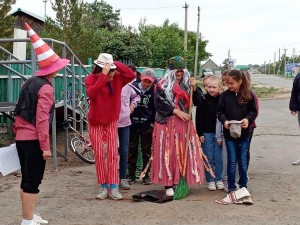 Игровая программа «Подарим радость детям»