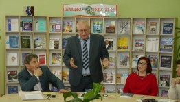 В Национальной библиотеке им.А.-З.Валиди РБ открылась выставка «Времена года» профессора Владимира Тулупова