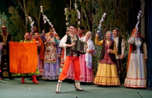 Вокал, талант и национальный колорит: Светлана Аргинбаева отметила юбилей на сцене Башоперы