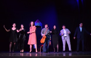 В Уфе с аншлагом прошёл Республиканский фестиваль театральных капустников «Весёлая кулиса»