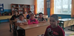 Выставка «Скоро в школу малышам»