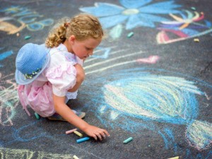 Асфальтный вернисаж «Я рисую лето»