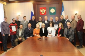 В Государственном Собрании открылась выставка проекта «Любимые художники Башкирии», посвящённая 100-летию образования Башкортостана