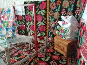 Выставка-ярмарка изделий мастеров прикладного творчества «Золотые руки наших мастеров»