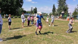 Спортивно-развлекательная программа «Веселиться нам не лень»