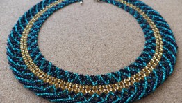Мастер–класс «Колье из бисера»