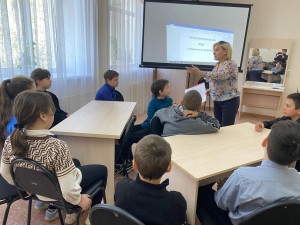Увлекательная программа «Пчелиная академия»