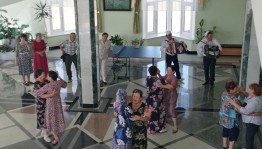 Танцевальная вечеринка «Ретро–дискотека»