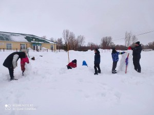 Конкурсная программа «Снежные фигурки»