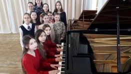 Концерт «Любимым мамам посвящается»