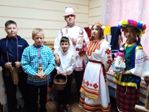 Познавательная программа «Костюм эрзян»