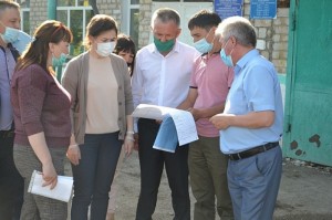 Амина Шафикова ознакомилась с ходом капитального ремонта II-Иткуловского Сельского дома культуры