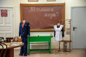 Информационный час «По страницам истории школы»