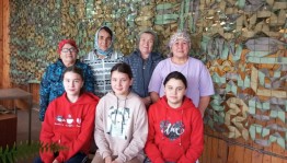 Акция «Своих не бросаем»