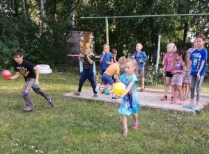 День физкультурника «Здоровым быть – со спортом дружить»