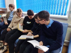 Громкие чтения «По страницам зимних сказок»